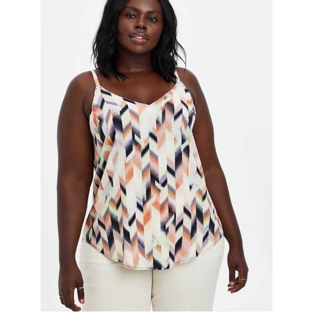 Torrid - Arrow Textured Stretch Rayon Cami NWT